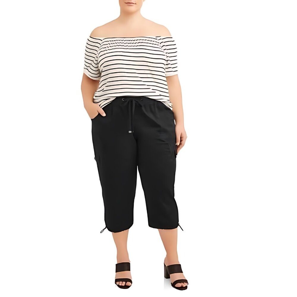 Embroidered Cargo Capris, Black - Picture 3 of 5
